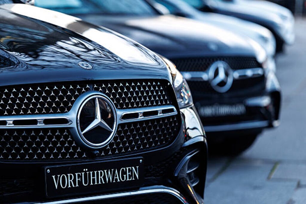 Mercedes Fleet for Group Travel: How to Choose the Right Setup for Work, Play, or Both